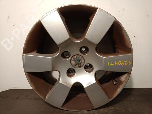 Used Rim PEUGEOT 5008 (0U_, 0E_) 1.6 HDi (110 hp) 26712316