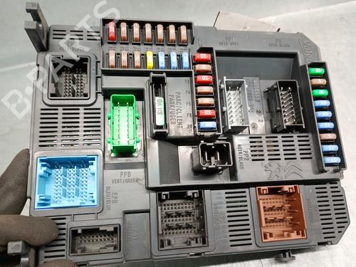 Fuse box PEUGEOT 2008 I (CU_) 1.2 THP 110 / PureTech 110 | BP29324987E1 