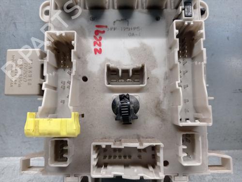 Fuse box TOYOTA RAV 4 II (_A2_) 2.0 4WD (ACA21, ACA20) | BP25927451E1 