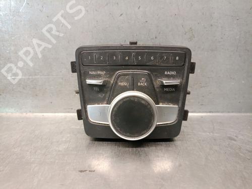 switch-audi-a4-b9-8w2-8wc-2015-37700752 main image