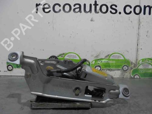 Used Rear wiper motor VW GOLF III (1H1) 1.6 (101 hp) 2061182