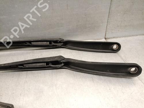 Front windshield wiper arm FORD FOCUS IV (HN) 1.0 EcoBoost mHEV | BP29309084C143 