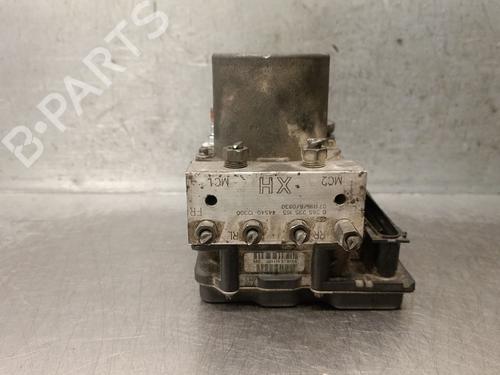 Used ABS pump TOYOTA COROLLA Saloon (_E15_) 2.0 D-4D (ADE150) (126 hp) 32230261