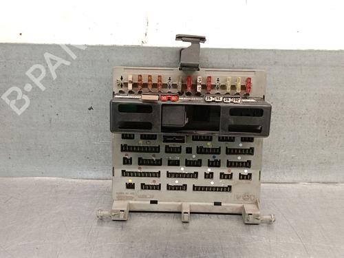 Used Fuse box PEUGEOT 205 II (20A/C) 1.8 Diesel (60 hp) 30297617