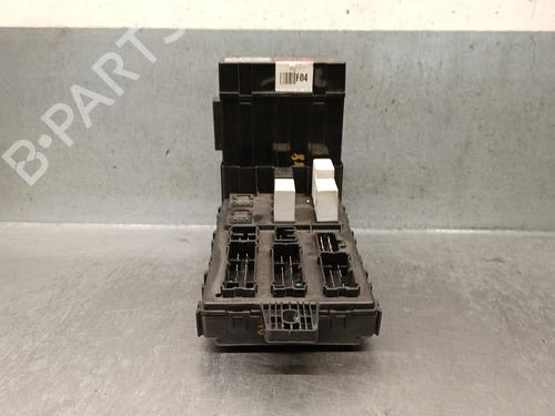 Fuse box HYUNDAI TRAJET (FO) 2.0 CRDi | BP30931873E1