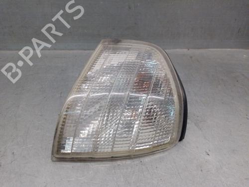 Right front indicator MERCEDES-BENZ C-CLASS (W202) C 180 (202.018) | BP31623287C33