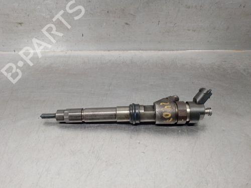 Used Injector Injector IVECO DAILY III Platform/Chassis 35 C 12 , 35 S 12 (AEKA14A1, AEKA14AA, AEKA64A1,... (116 hp) 33435026 33435026