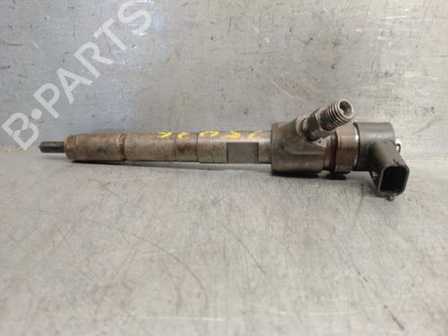 Used Injector Injector OPEL CORSA D (S07) 1.3 CDTI (L08, L68) (75 hp) 33329257 33329257