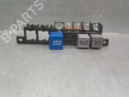 Sikringsdose AUDI A6 C5 (4B2, 4B4) 2.5 TDI (150 hp) 29875454
