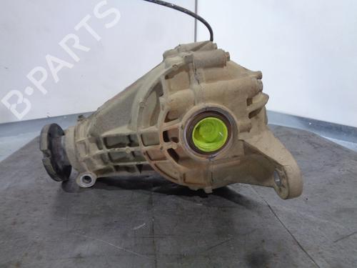 Differential hinten für MERCEDES-BENZ M-CLASS (W163) ML 400 CDI (163.128) (250 hp) 13025557