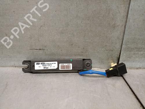 Antenne/Base KIA SORENTO III (UM) 2.2 CRDi (200 hp) 31862429