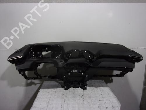 Instrumentbord PEUGEOT 2008 II (UD_, US_, UY_, UJ_, UR_, UC_) 1.2 PureTech 130 (USHNS, URHNS) (130 hp) 17035835