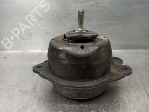 Used Engine mount RENAULT LAGUNA II Grandtour (KG0/1_) 1.9 dCi (KG0G) (120 hp) 15268233