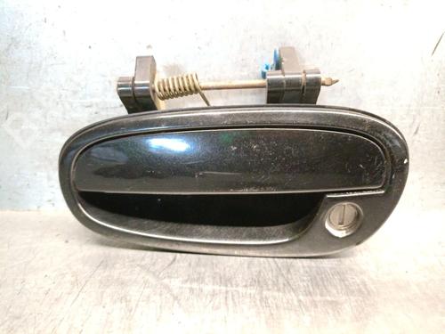 Used Front left exterior door handle Front left exterior door handle DAEWOO NUBIRA Saloon (J200) 1.8 (122 hp) 40447457 40447457