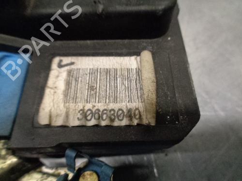 Front left lock VOLVO S60 I (384) D5 | BP11681080C98 