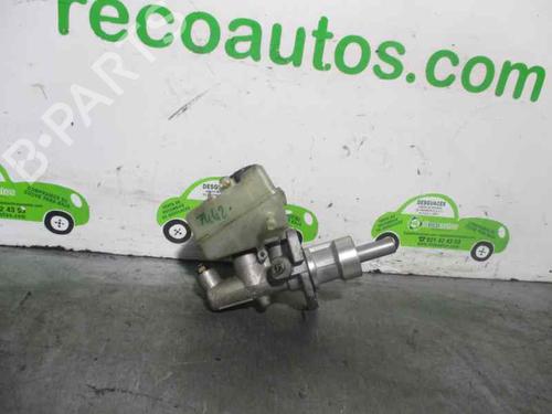 Used Brake master cylinder MERCEDES-BENZ C-CLASS (W202) C 250 Turbo-D (202.128) (150 hp) 2546320