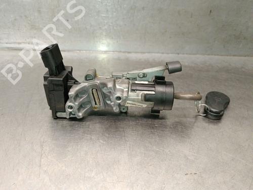 Used Ignition barrel Ignition barrel CHRYSLER VOYAGER / GRAND VOYAGER III (GS_, NS_) 2.5 TD (116 hp) 39988096 39988096