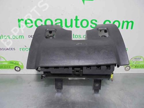 Used Passenger airbag TOYOTA AVENSIS Estate (_T25_) 2.0 D-4D (CDT250_, CDT250R) (116 hp) 2309975