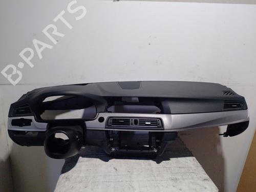 Used Dashboard BMW 5 (F10) 530 d (245 hp) 29078302