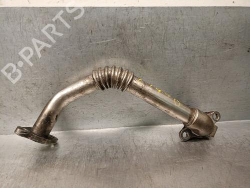 Used Pipe Pipe TOYOTA COROLLA Verso (ZER_, ZZE12_, R1_) 2.2 D-4D (AUR10_, AUR10R) (136 hp) 31585463 31585463