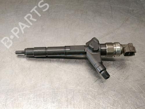 Inyector Inyector NISSAN X-TRAIL I (T30) 2.2 dCi (136 hp) 33844031 33844031