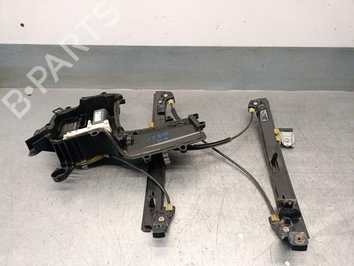 Rudehejsemekanisme Højre foran SEAT LEON (1P1) 2.0 TDI (170 hp) 26502684