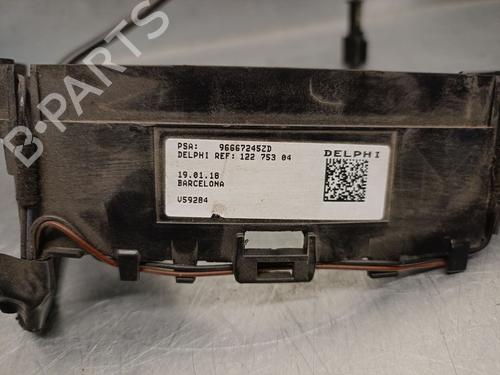 Steering wheel controls CITROËN C4 Picasso II 1.2 THP 130 | BP25272953E15 - Image 4