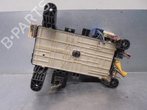 Fuse box SUZUKI GRAND VITARA II (JT, TE, TD) 1.9 DDiS All-wheel Drive (JT419, TD44, JB419WD, JB419XD,... | BP16915253E1 