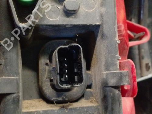 Right taillight PEUGEOT 5008 (0U_, 0E_) 2.0 HDi 150 / BlueHDi 150 | BP31815003C35