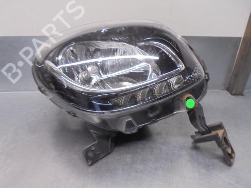 Used Right headlight SMART FORFOUR Hatchback (453) 1.0 (453.042, 453.043) (71 hp) 15831101