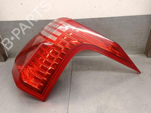 Used Right taillight Right taillight PEUGEOT 5008 (0U_, 0E_) 1.6 HDi (114 hp) 33649927 33649927
