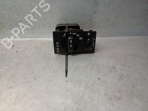 Used Headlight switch MERCEDES-BENZ B-CLASS Sports Tourer (W245) B 200 (245.233) (136 hp) 27201485