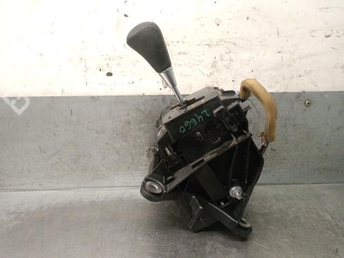 Used Gear lever Gear lever TOYOTA COROLLA Verso (ZER_, ZZE12_, R1_) 1.8 (ZNR11_, ZNR11R) (129 hp) 32235640 32235640