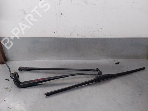 Used Front windshield wiper arm Front windshield wiper arm 36883064 36883064