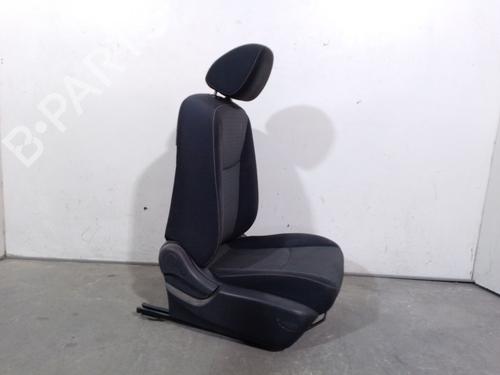 Right front seat NISSAN PULSAR Hatchback (C13) 1.2 DIG-T | BP36387956C16 - Image 4