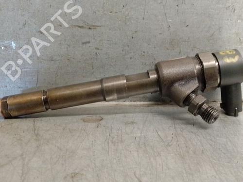 Used Injector Injector OPEL CORSA E Hatchback Van (X15) 1.3 CDTI (08) (75 hp) 33705423 33705423