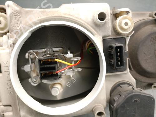 Left headlight VOLVO V40 Estate (645) 2.0 T | BP29308995C28 