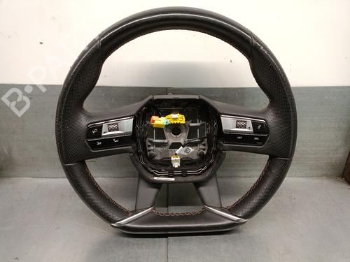 Used Steering wheel DS DS 7 Crossback (J4_, JR_, JC_) E-TENSE 225 (J4DGZU) (181 hp) 31905236