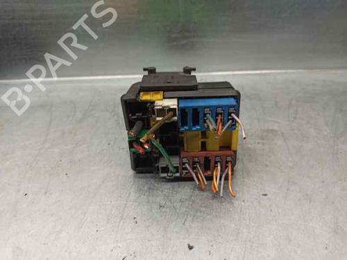 Fuse box PEUGEOT 406 (8B) 2.0 Turbo | BP5887114E1 