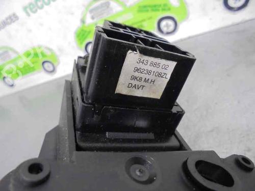 Headlight switch PEUGEOT 106 II (1A_, 1C_) 1.4 i | BP2088577I24 