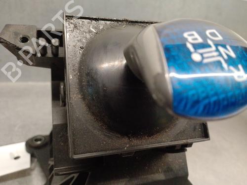 Gear lever TOYOTA AURIS (_E18_) 1.3 Dual-VVTi (NRE180_, NRE180R) | BP31793165M90 