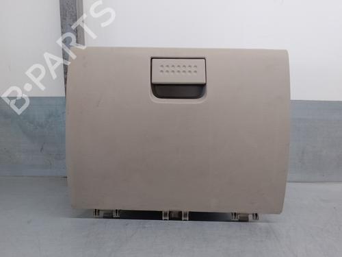Used Glove box Glove box 16044726 16044726
