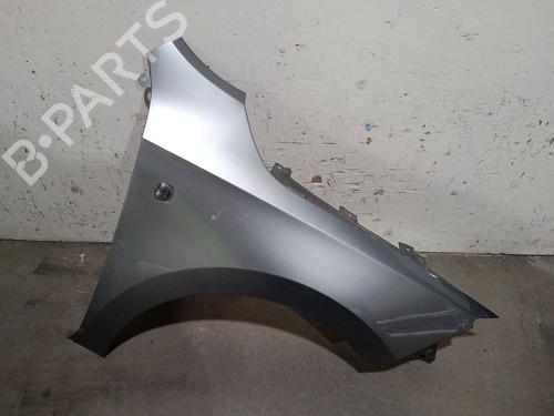 Used Right front fenders Right front fenders 37646153 37646153