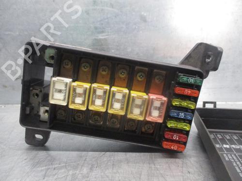 Used Fuse box LAND ROVER FREELANDER I (L314) 2.0 DI 4x4 (98 hp) 8516559