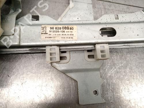 Front left window mechanism PEUGEOT 5008 (0U_, 0E_) 1.6 BlueHDi 120 | BP21772859C22 