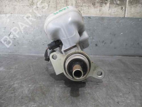Used Brake master cylinder OPEL CORSA C (X01) [2000-2009]  7193358