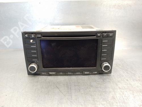Used Radio VW TOUAREG (7LA, 7L6, 7L7) 5.0 V10 TDI (313 hp) 12530207