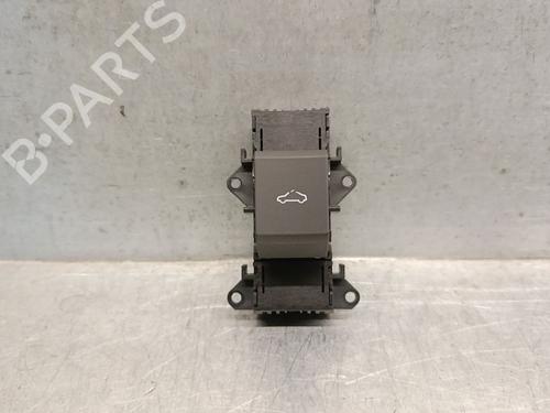 Used Switch VW TOUAREG (CR7, RC8) 3.0 TSI 4motion (340 hp) 30078716