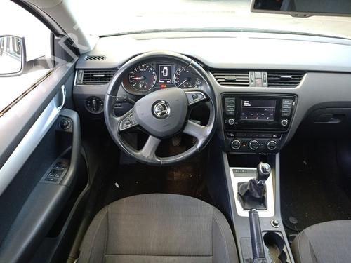 Left front seat SKODA OCTAVIA III Combi (5E5, 5E6) 2.0 TDI | BP37261202C15 - Image 16