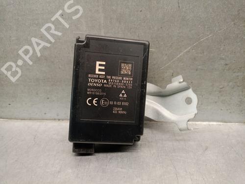 Elektronisk modul Elektronisk modul TOYOTA YARIS (_P13_) 1.0 (KSP130) (72 hp) 33832314 33832314